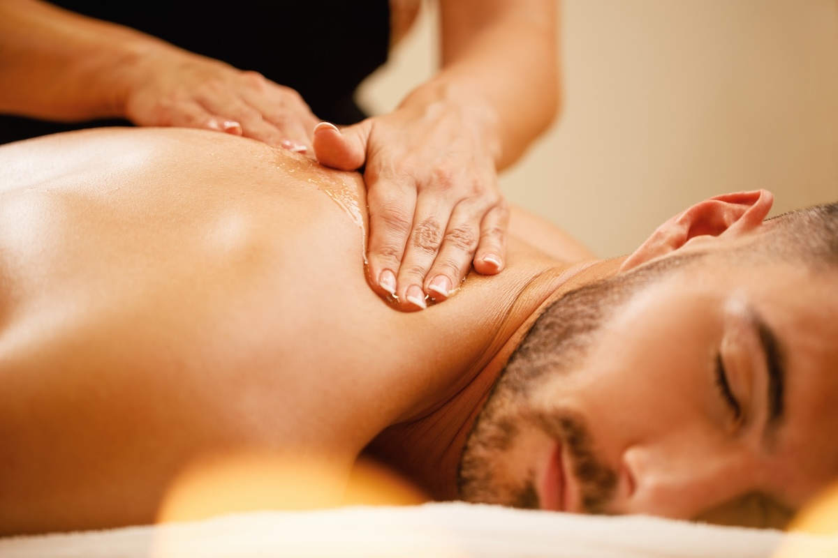 Balinese Aromatherapy Hot Oil Massage